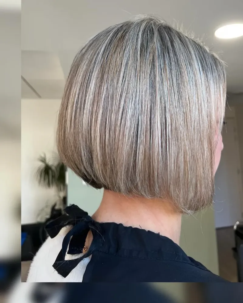 Coupe-femme-carre